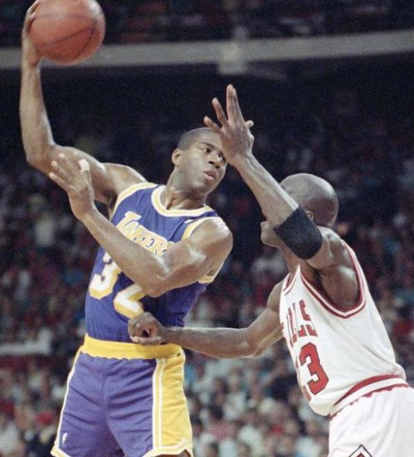 赛季低谷期 赛季低谷期