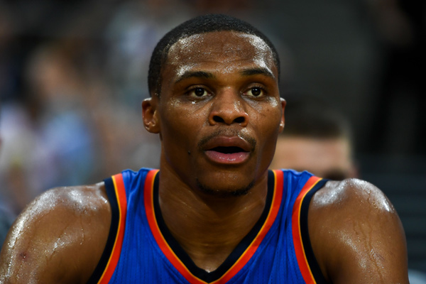 的表现不仅 的表现不仅