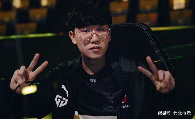 一支中游球 一支中游球