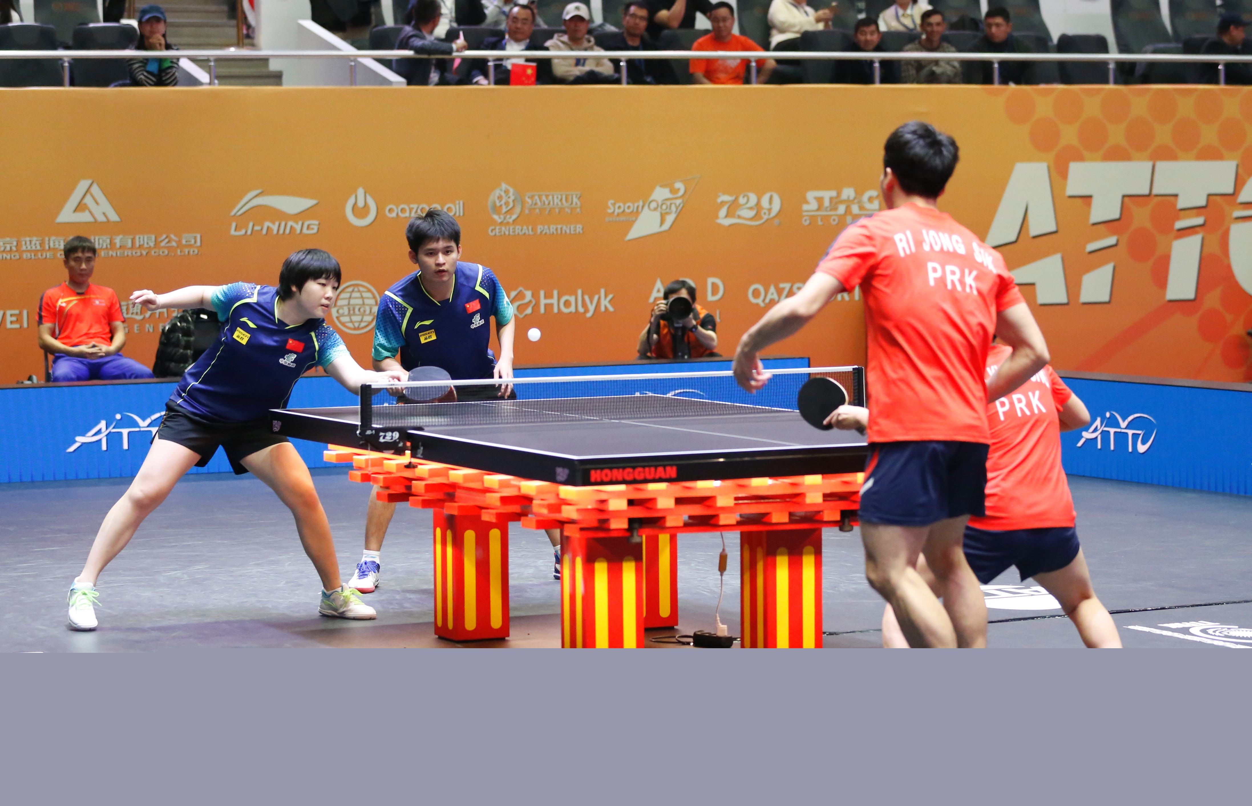 一个更加和 一个更加和