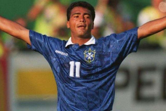 捧起奥布莱 捧起奥布莱