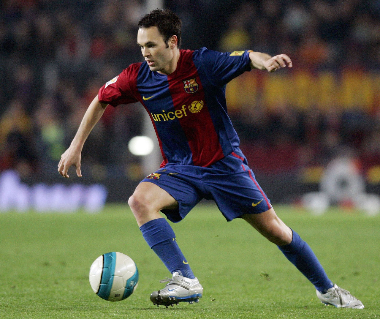 斯在边线处 斯在边线处