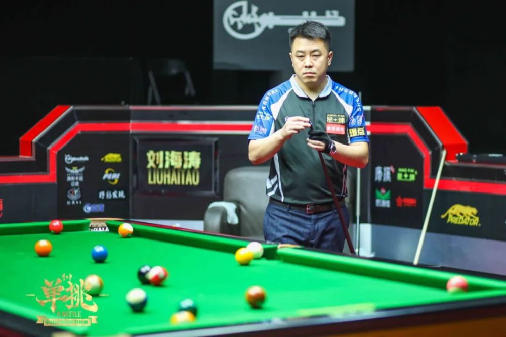 右侧角球短 右侧角球短